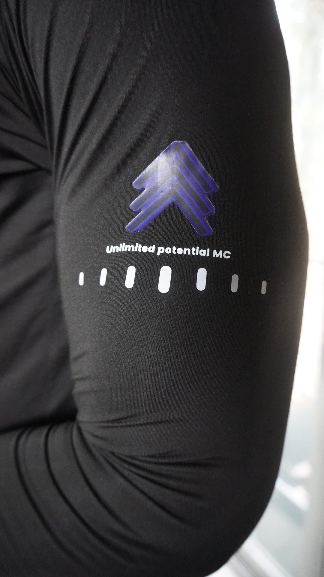 “Global takeover” (Mens Long sleeve compression)